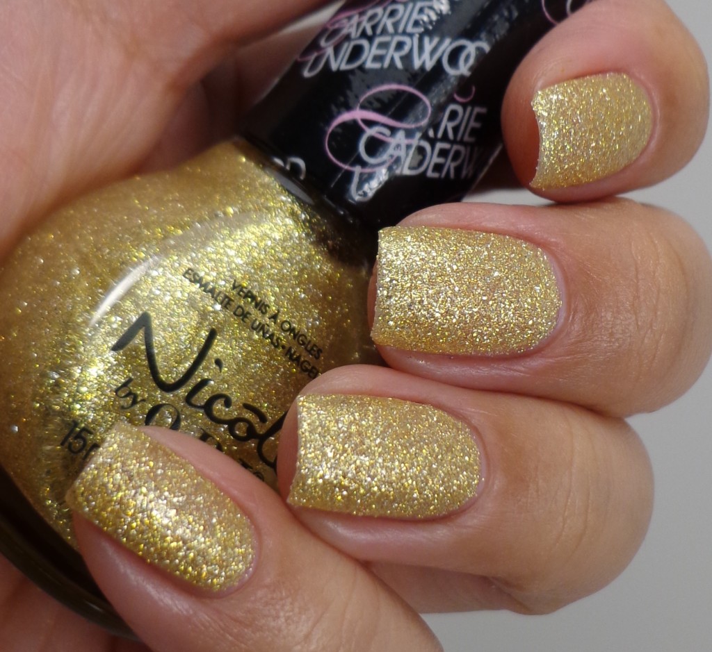 Nicole by OPI Carrie'd Away 2