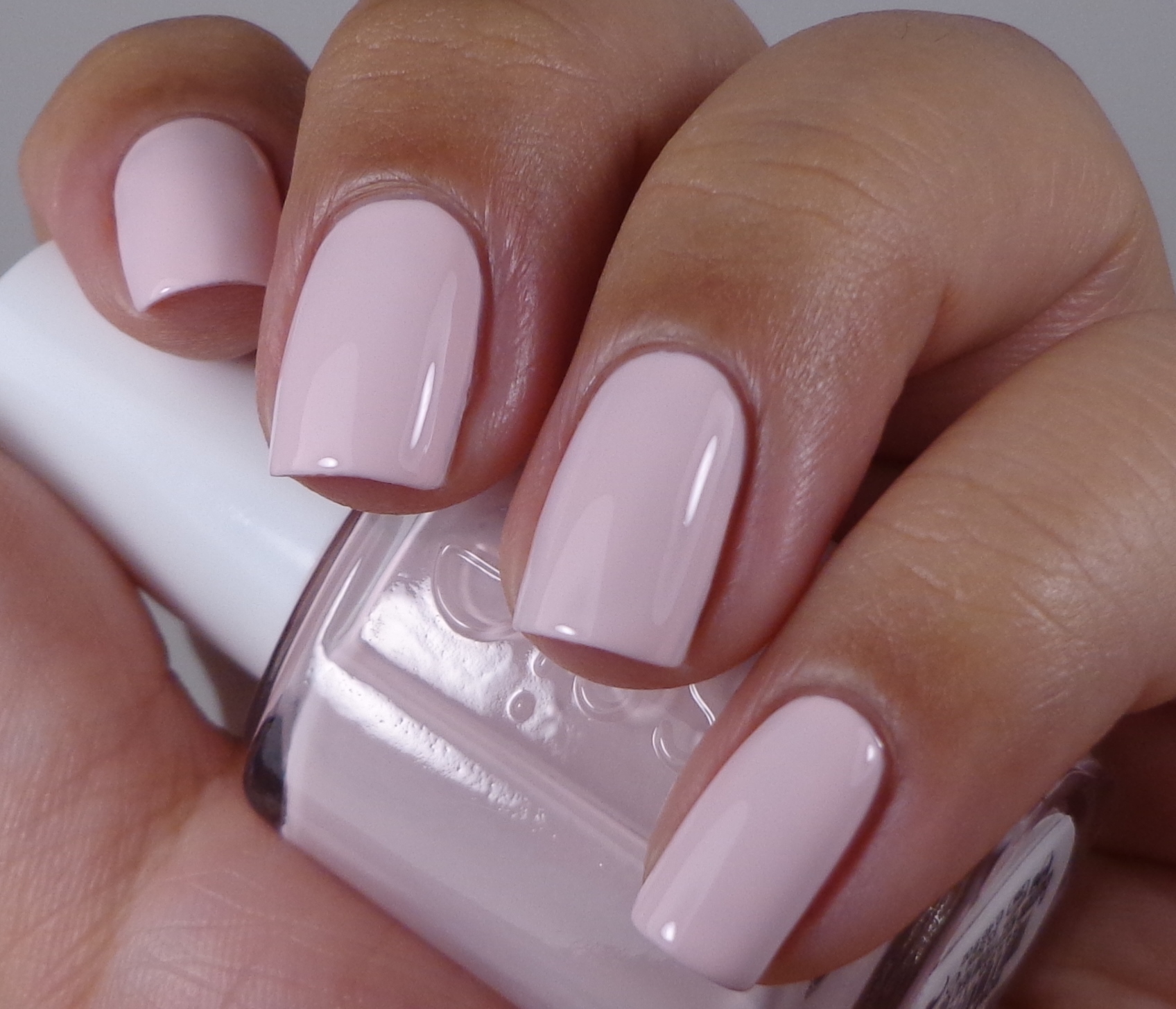 Shaded overfladisk toksicitet Essie Romper Room 1 - Of Life and Lacquer