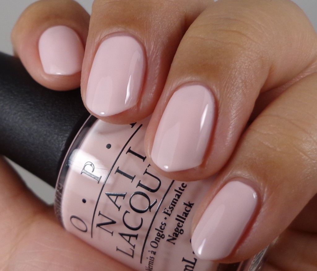 OPI I Love Applause 1