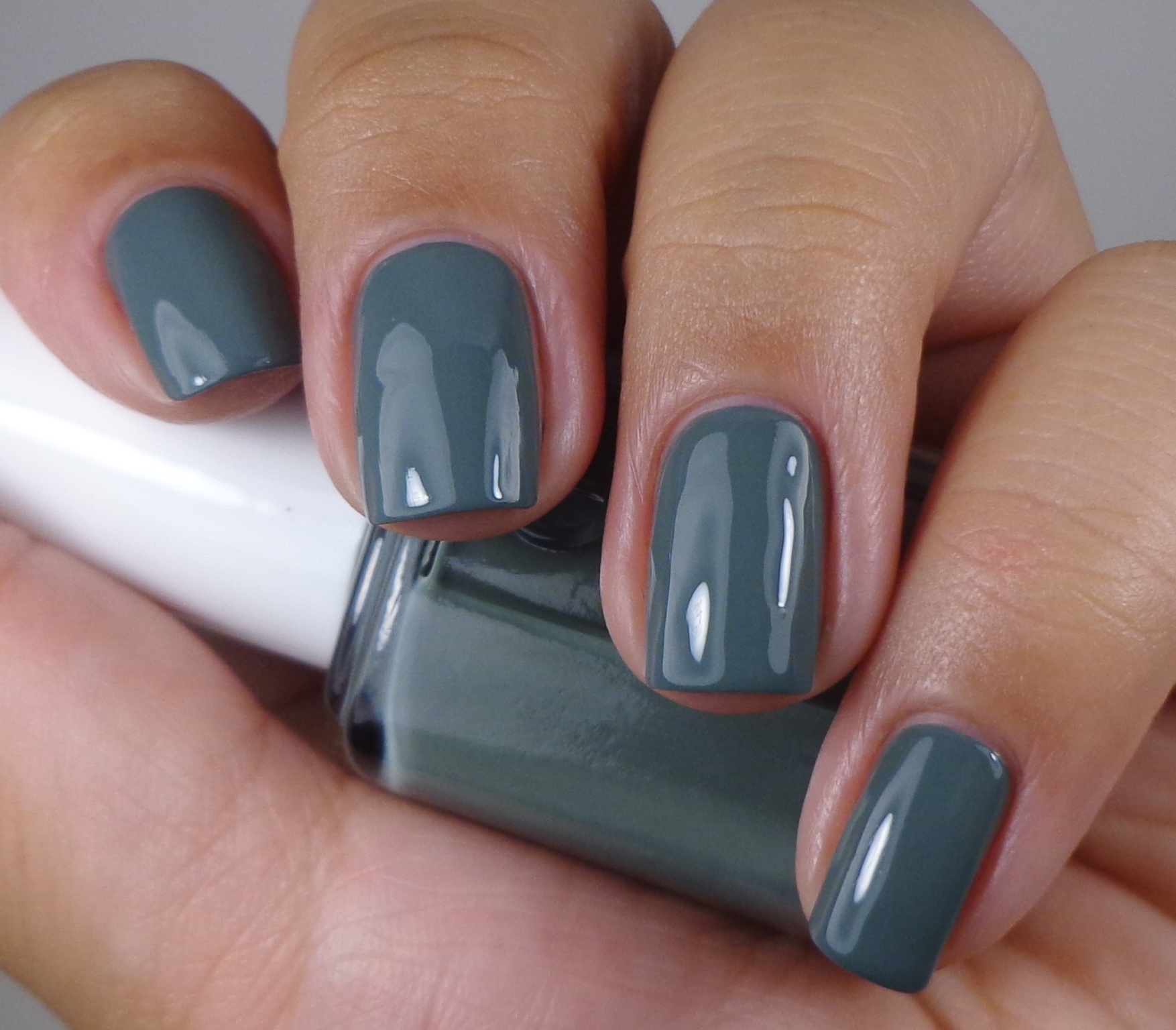 Essie Dress To Kilt Collection Fall 2014 - Of Life and Lacquer