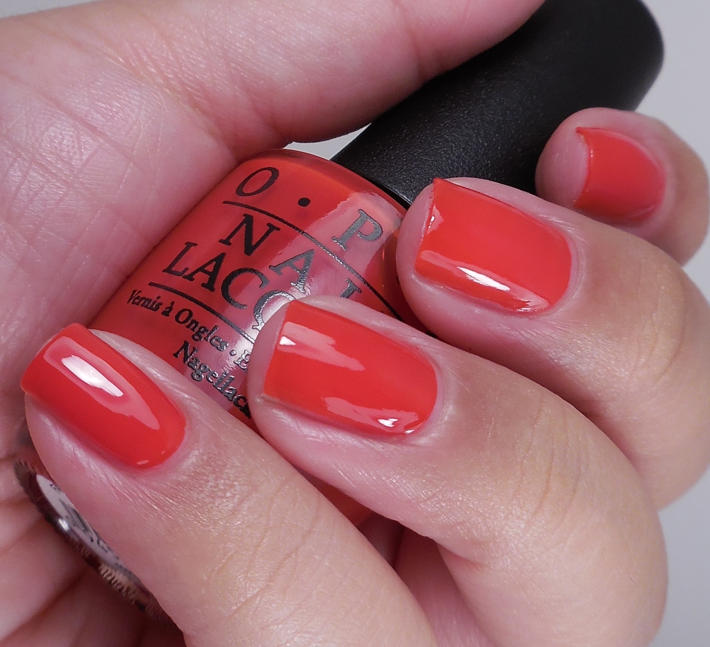 OPI Fasion A Bow 2