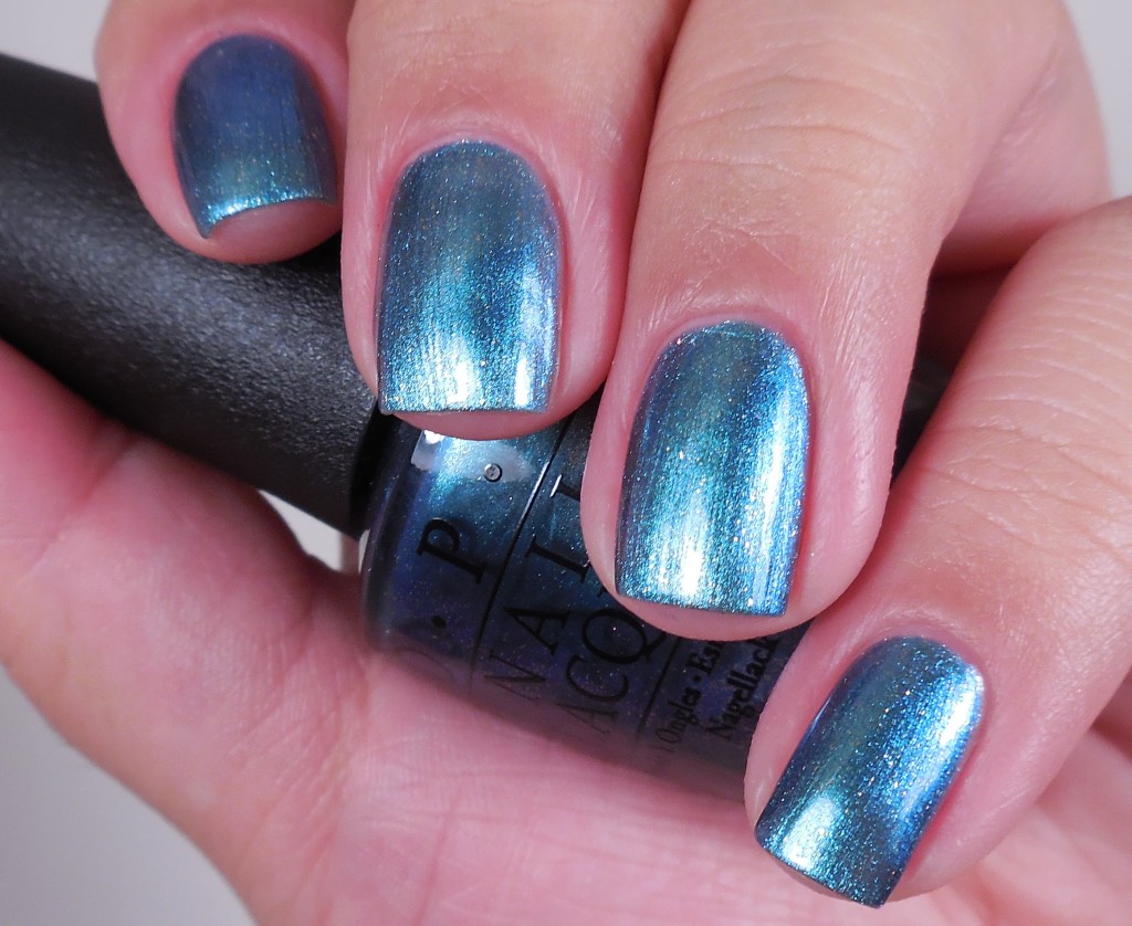 OPI This Color’s Making Waves 1