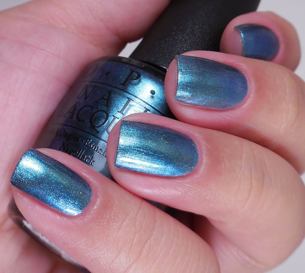 OPI This Color’s Making Waves 2