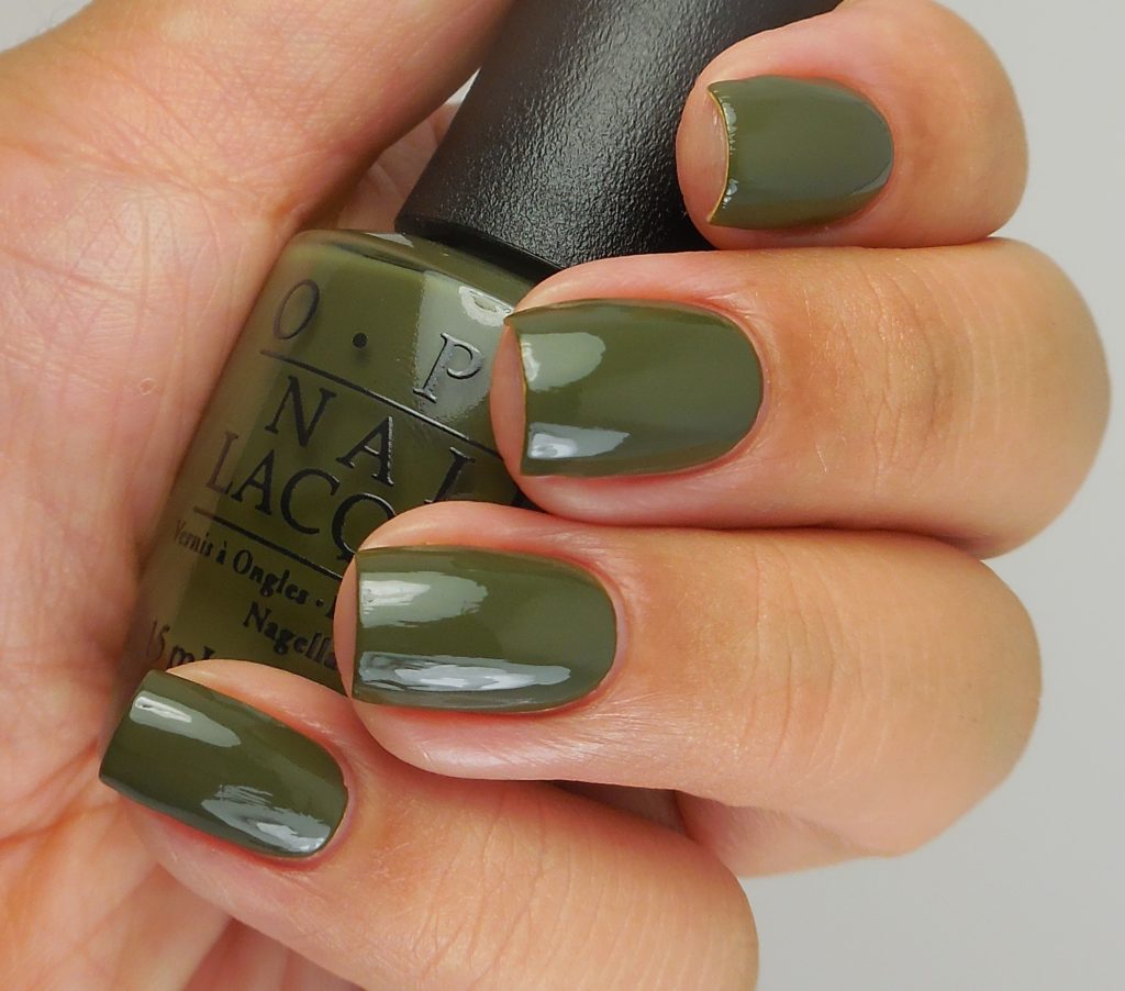 OPI Suzi - The First Lady Of Nails 2
